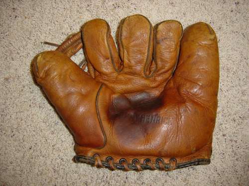 Tommy Henrich Tru Test T86 Misspelled Front